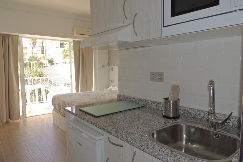 Carihuela Palace Studio 419 Beach - Playa Apartment Torremolinos Exterior photo